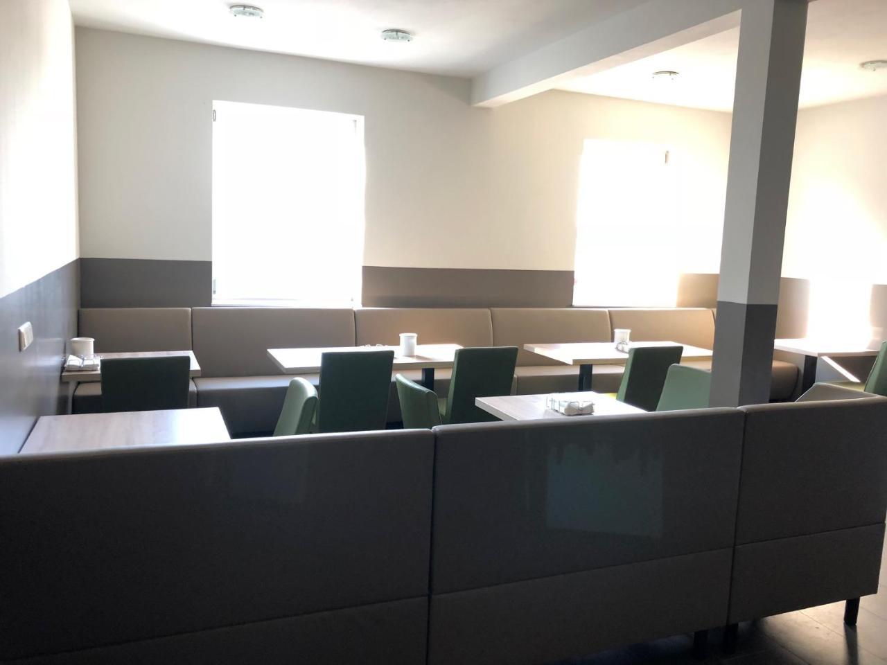 太尼斯韦伯膳食公寓酒店 施韦夏特 外观 照片